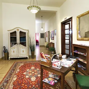 Apartment Residenza Oltrarno, Florence